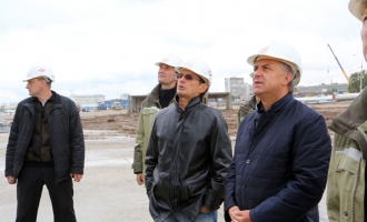 Министр спорта РФ Виталий Мутко посетил строительство стадиона «Открытие Арена». Сентябрь 2013 г.